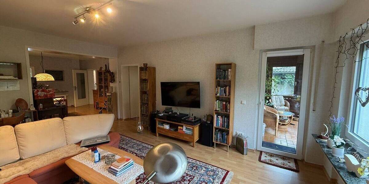 Mehrfamilienhaus, Wohnhaus Unkel - 6 Zimmer, 210 m&sup2;, 475.000&euro; | Angebot:25815429