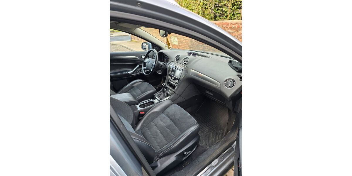 Ford Mondeo 323.000 km 3.099 &euro; Andernach 56626