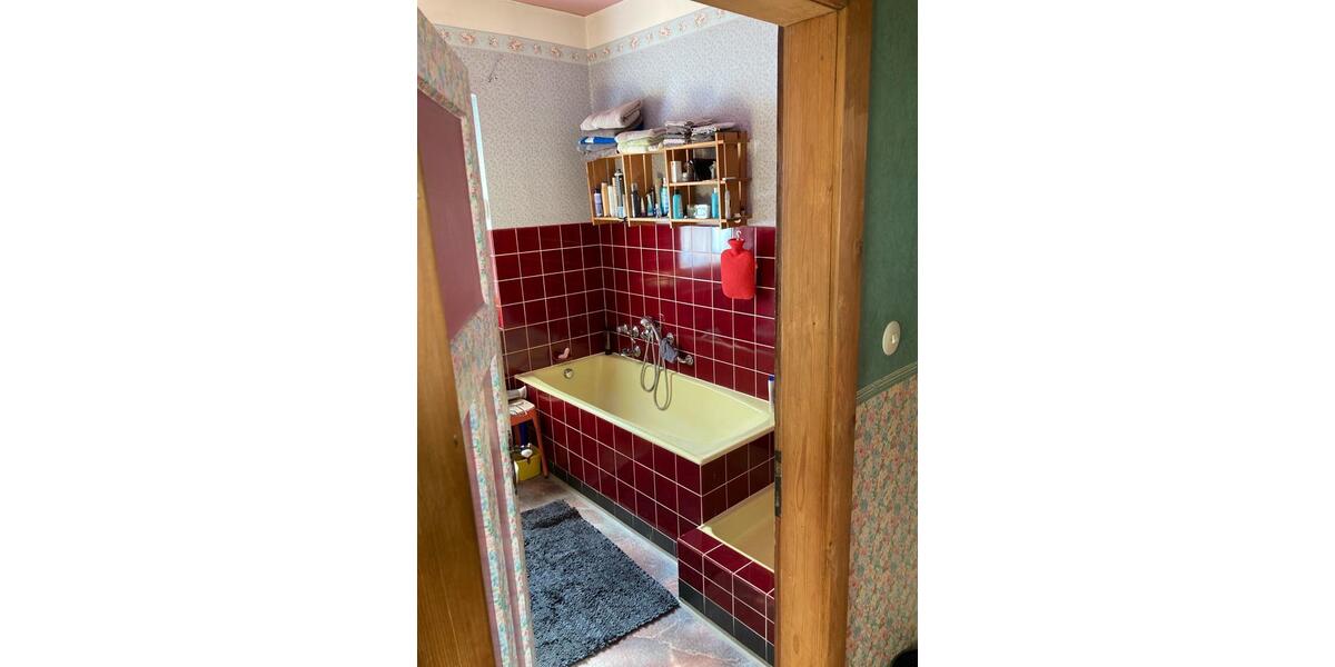 Einfamilienhaus Neuwied Block - 8 Zimmer, 170 m&sup2;, 239.000&euro; | Angebot:26552285
