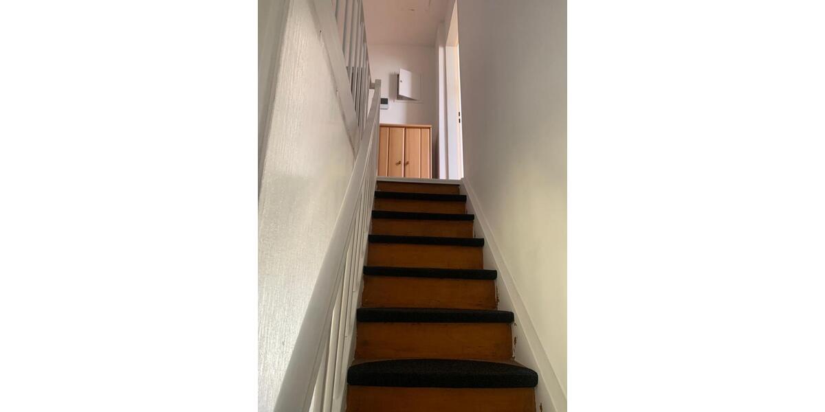 Dachgeschoßwohnung Montabaur - 2 Zimmer, 60 m&sup2;, 750&euro; | Angebot:25638089