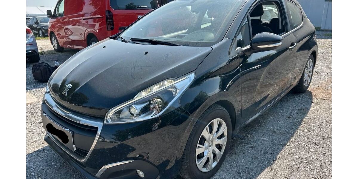 Peugeot 208 98.680 km 5.999 &euro; Sinzig- Löhndorf 53489