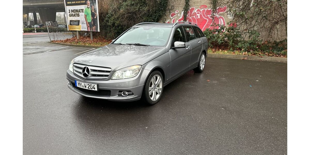 Mercedes-Benz C 220 235.100 km 6.300 &euro; Mayen 56727