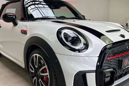 Mini John Cooper Works Cabrio 7.229 km 40.840 &euro; Remagen 53424