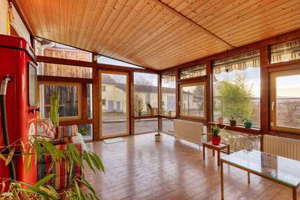 Haus Neuwied Block - 10 Zimmer, 242 m&sup2;, 385.000&euro; | Angebot:24796328