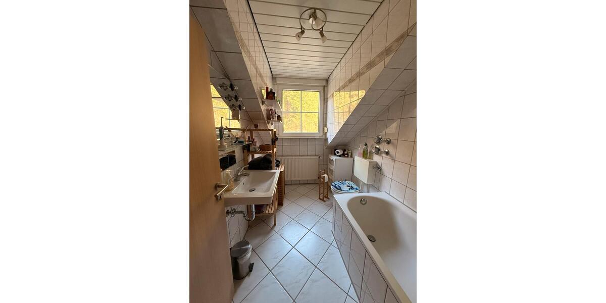 Dachgeschoßwohnung Koblenz Lay - 3 Zimmer, 85 m&sup2;, 800&euro; | Angebot:25415303