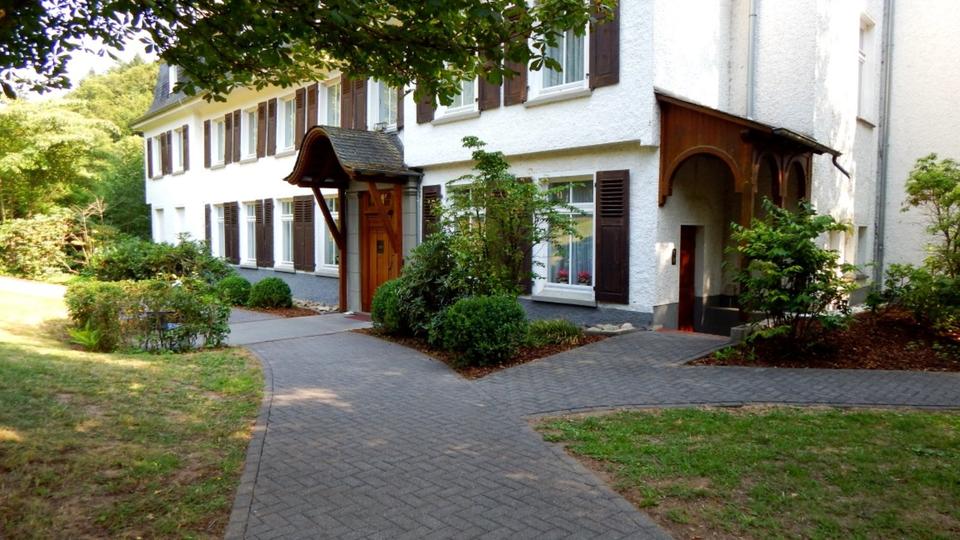 Etagenwohnung Mayen - 1 Zimmer, 10 m&sup2;, 315&euro; | Angebot:24756396