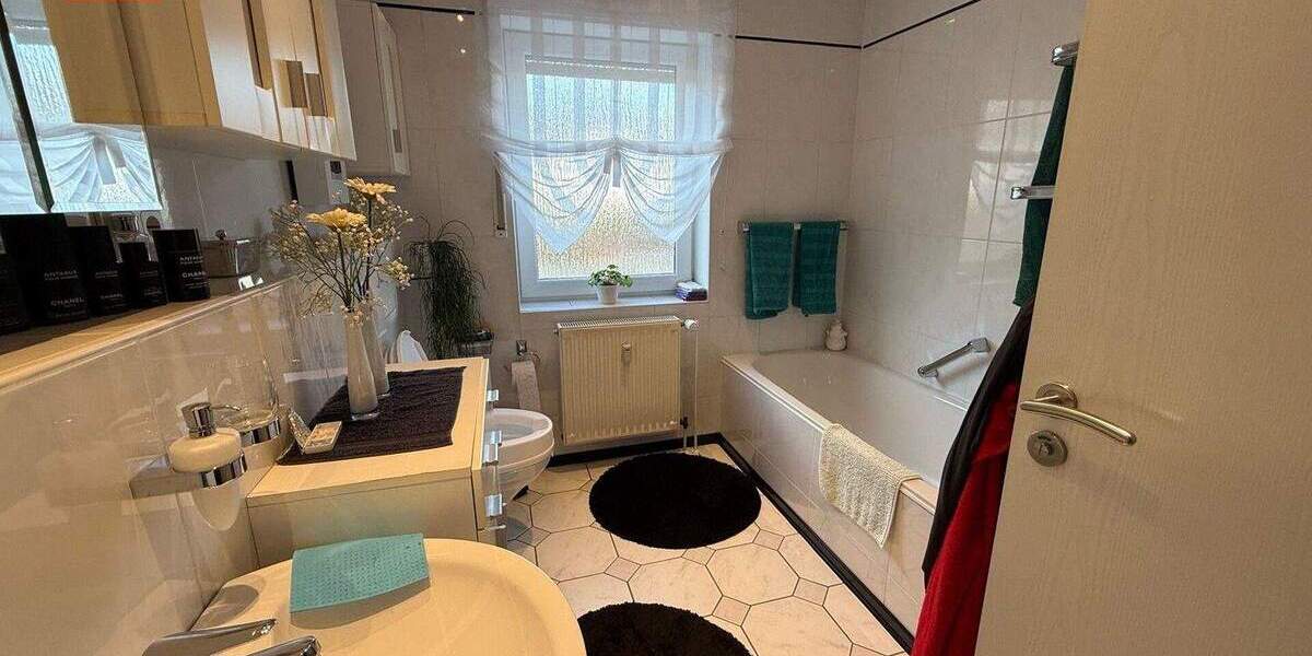 Mehrfamilienhaus, Wohnhaus Unkel - 1 Zimmer, 290 m&sup2;, 669.000&euro; | Angebot:25668038