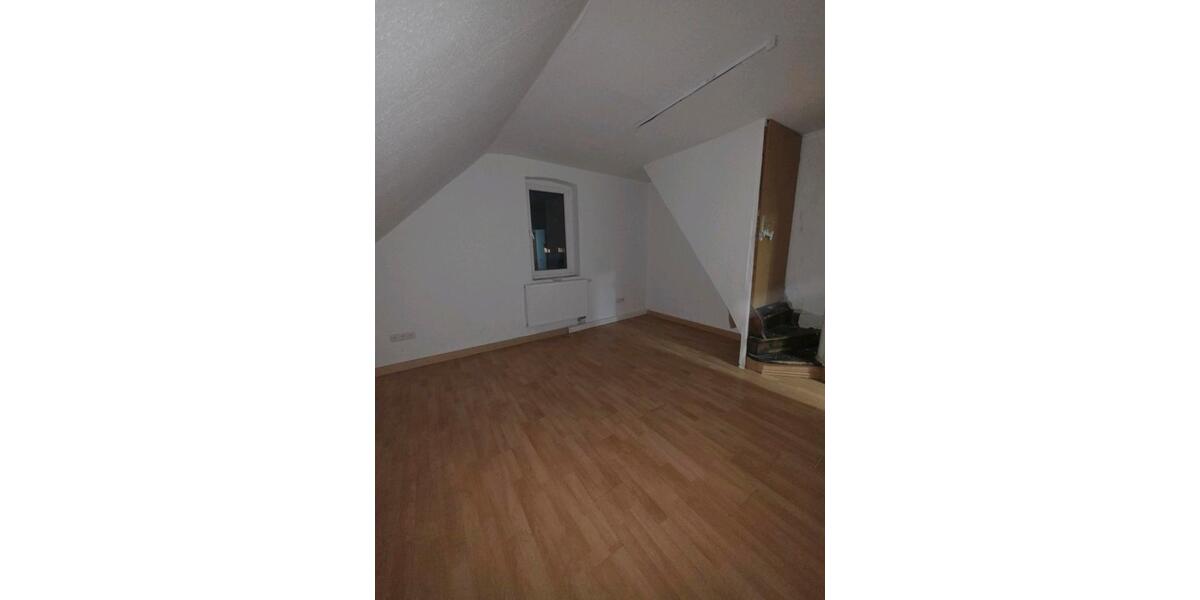 Etagenwohnung Höhr-Grenzhausen Grenzhausen - 5 Zimmer, 60 m&sup2;, 1.100&euro; | Angebot:24346384