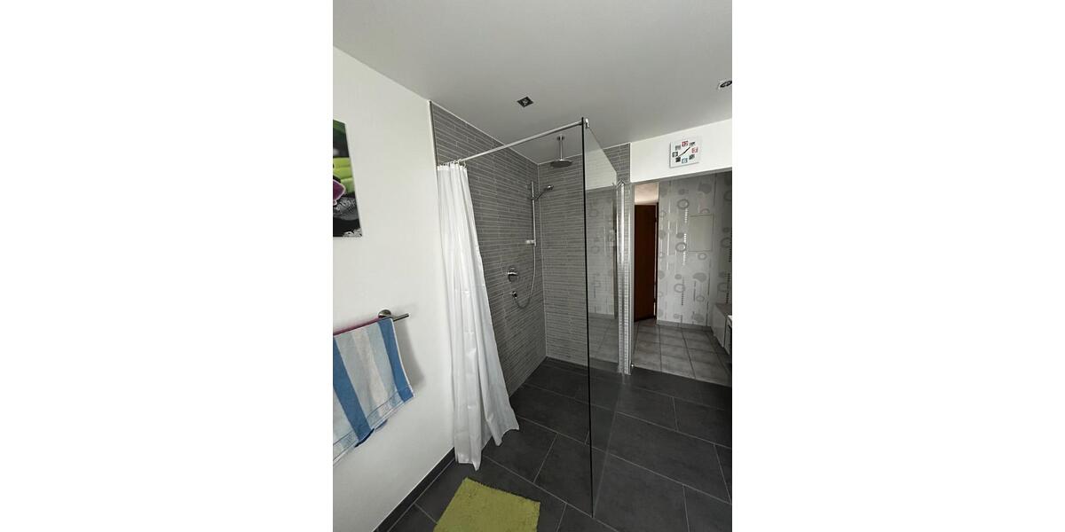 Dachgeschoßwohnung Ötzingen - 3 Zimmer, 87 m&sup2;, 750&euro; | Angebot:25407951