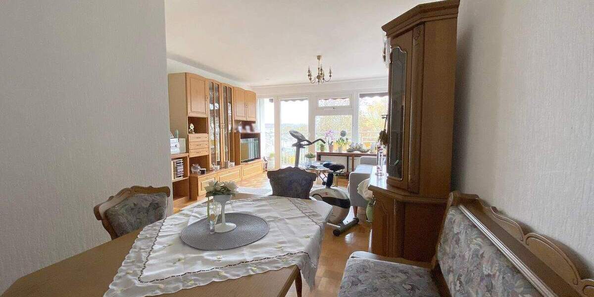 Etagenwohnung Neuwied - 2 Zimmer, 51 m&sup2;, 110.000&euro; | Angebot:25702340