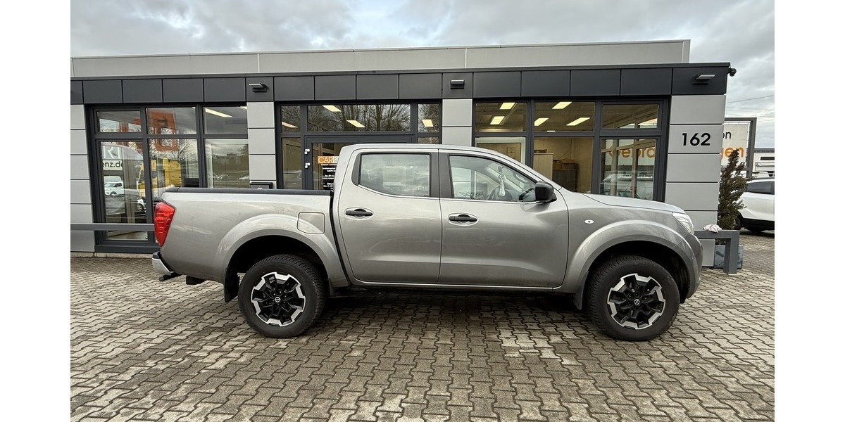 Nissan Navara NP300 Acenta Double Cab 4x4 49.600 km 27.990 &euro; Koblenz 56070