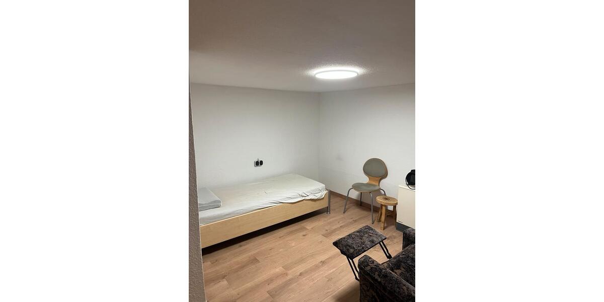 Etagenwohnung Becheln - 1 Zimmer, 15 m&sup2;, 400&euro; | Angebot:24291590