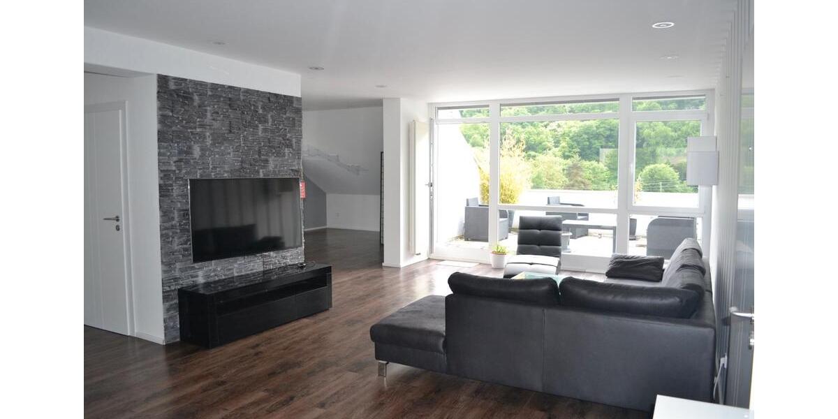 Dachgeschoßwohnung Mendig - 3 Zimmer, 108 m&sup2;, 1.250&euro; | Angebot:26023350