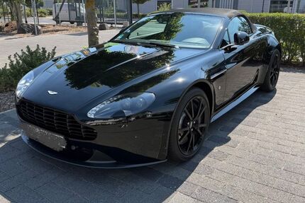 Aston Martin V8 Vantage 17.900 km 94.900 &euro; Koblenz 56072