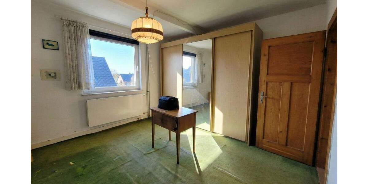 Einfamilienhaus Urbach - 5 Zimmer, 113 m&sup2;, 95.000&euro; | Angebot:25685048