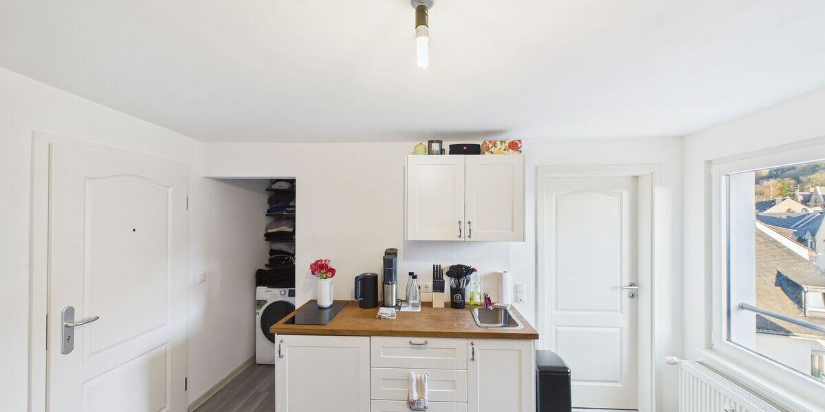 Rendite-Juwel am Fuße der Festung: Saniertes Eckhaus mit 7 Einheiten & Panoramablick - Mehrfamilienhaus, Wohnhaus Koblenz Arenberg-Immendorf | Angebot:25992407