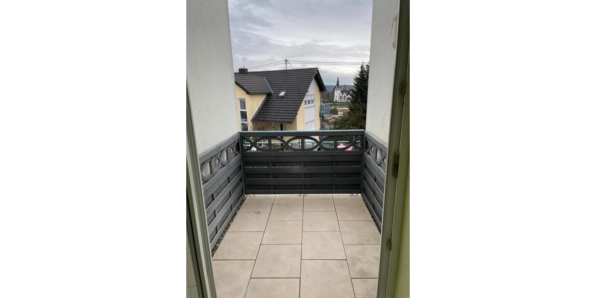 Etagenwohnung Neuwied - 3.5 Zimmer, 101 m&sup2;, 255.000&euro; | Angebot:26021202