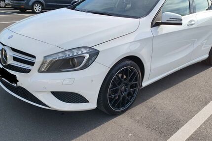 Mercedes-Benz A 200 114.000 km 12.300 &euro; Unkel 53572