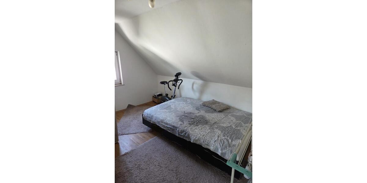 Etagenwohnung Burgbrohl - 5 Zimmer, 95 m&sup2;, 1.000&euro; | Angebot:25934706