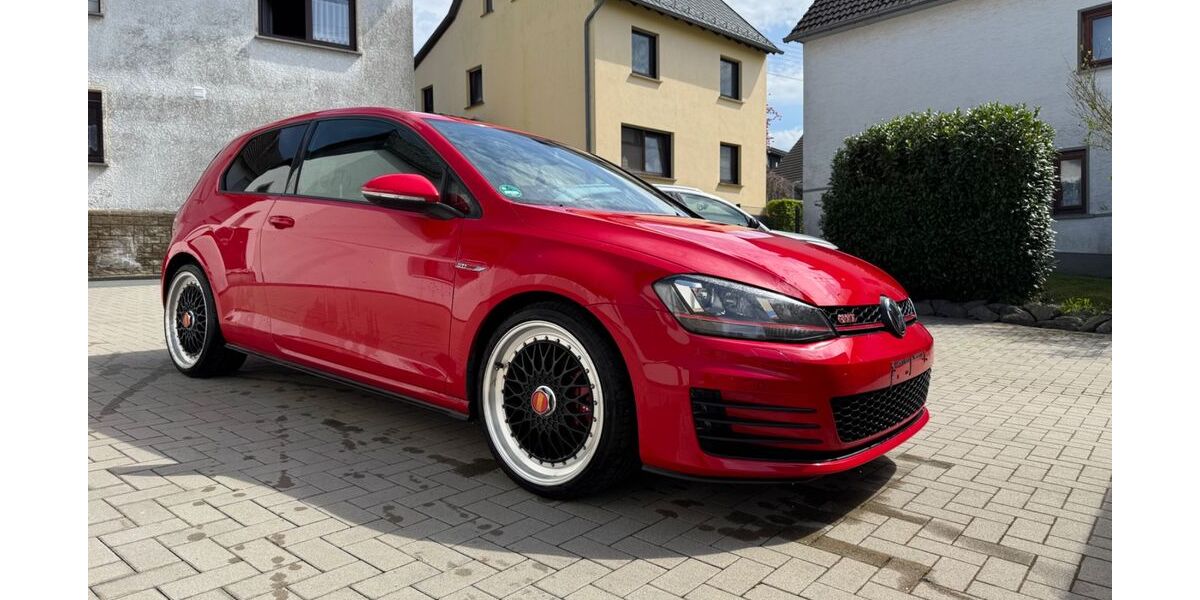 VW Golf 144.280 km 13.500 &euro; Hanroth 56316