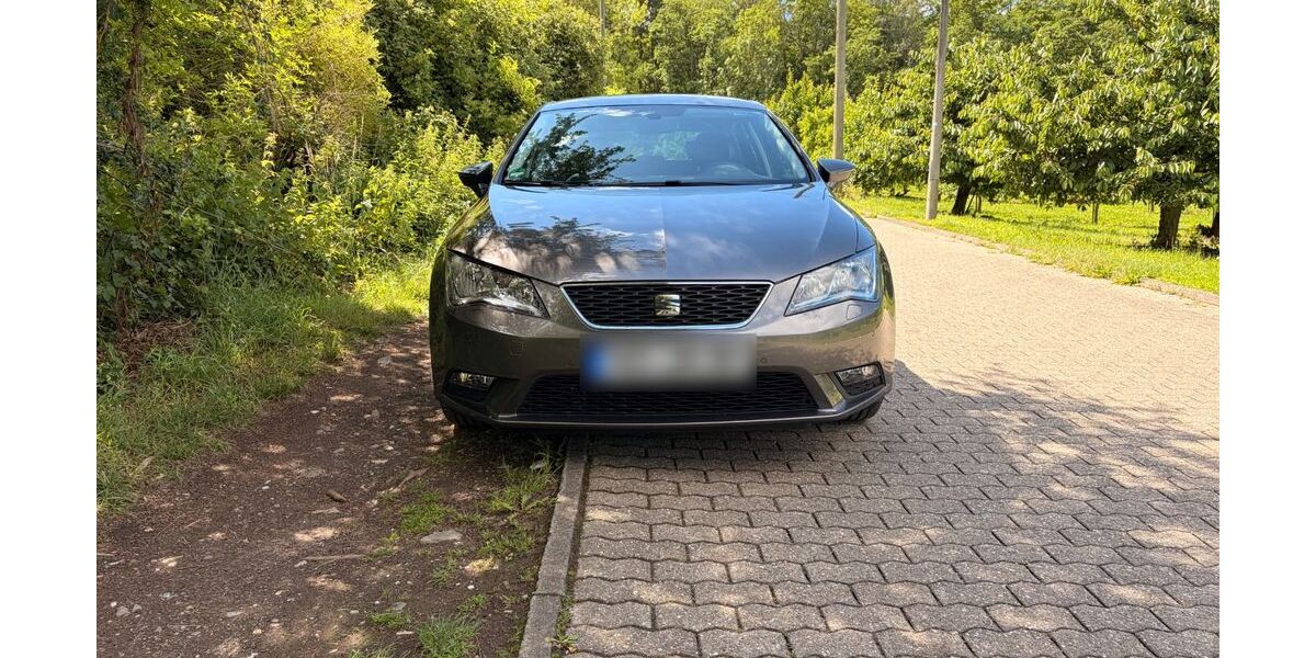 Seat Leon 98.300 km 7.900 &euro; Koblenz 56073