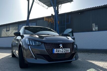 Peugeot 208 30.800 km 16.900 &euro; Remagen (Kripp) 53424