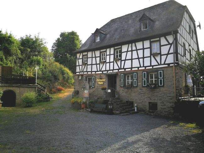 Einfamilienhaus Roes - 1.250.000&euro; | Angebot:25731082