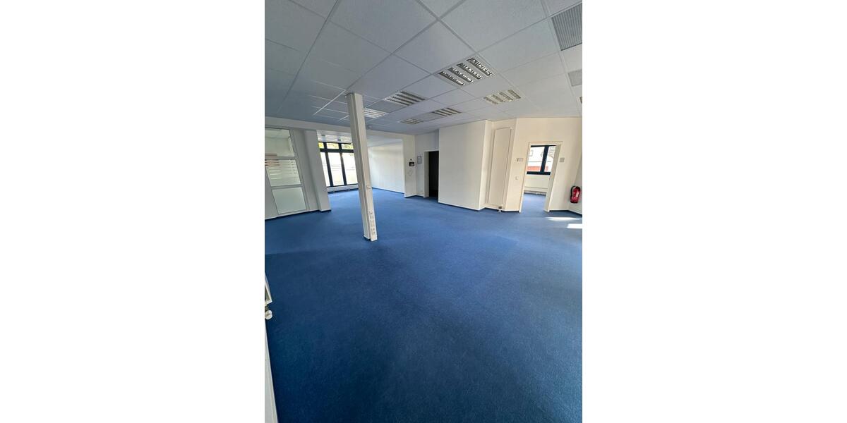 Erdgeschoßwohnung Oberlahr - 13 Zimmer, 358 m&sup2;, 195.000&euro; | Angebot:25536106