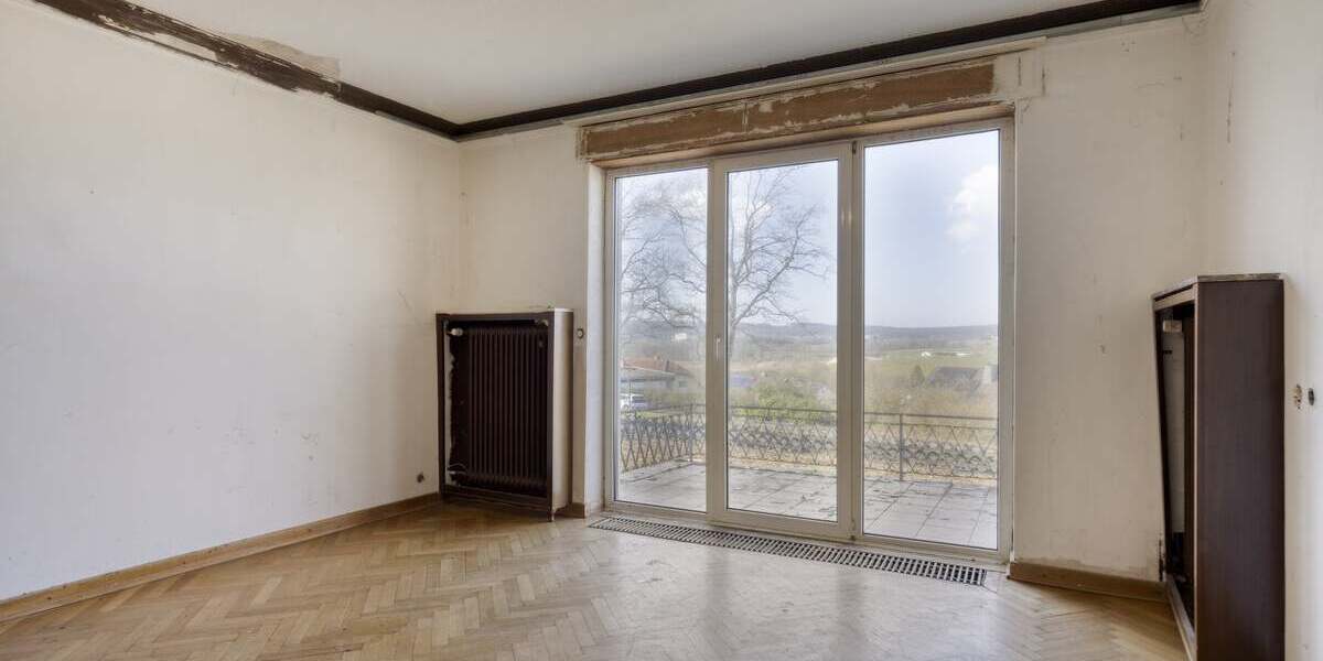 Solides Haus mit großem Garten in Aussichtslage ! - Einfamilienhaus Staudt | Angebot:25942745