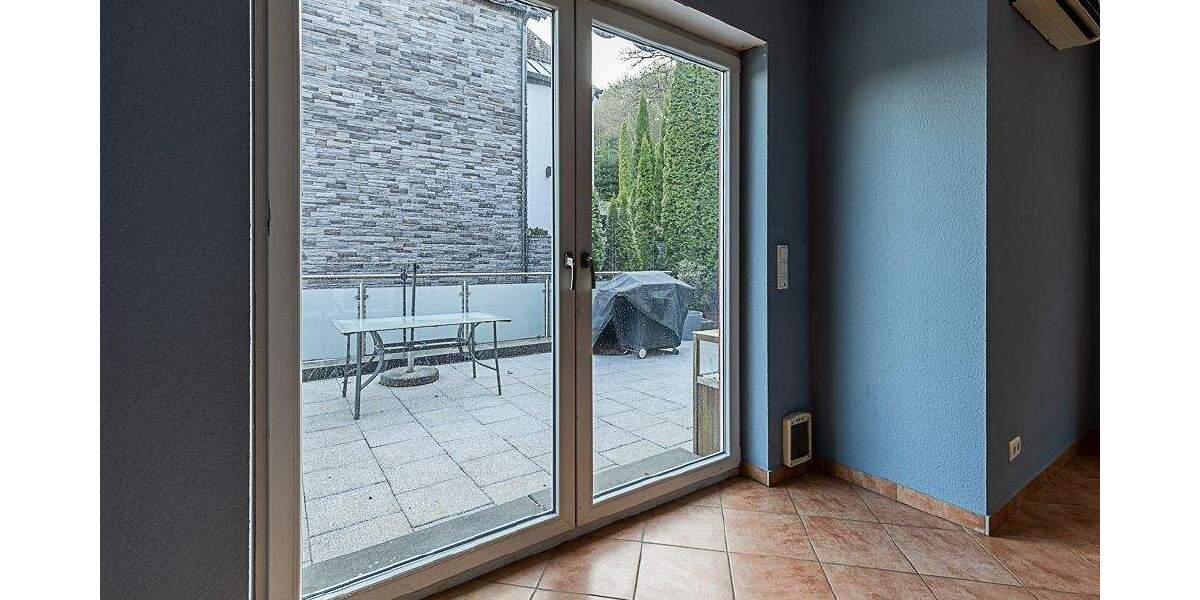 Einfamilienhaus Bad Neuenahr-Ahrweiler Lohrsdorf - 7 Zimmer, 185 m&sup2;, 595.000&euro; | Angebot:25739721