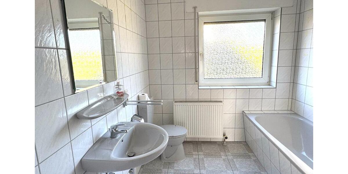 Erdgeschoßwohnung Kleinmaischeid - 3 Zimmer, 90 m&sup2;, 720&euro; | Angebot:25881802