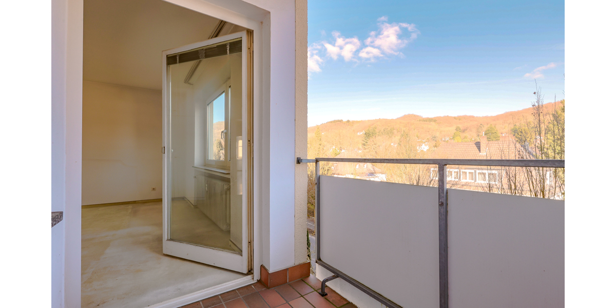 Bad Honnef: 4 Zimmer 3 Balkone keine Provision! - Etagenwohnung Bad Honnef | Angebot:25427026