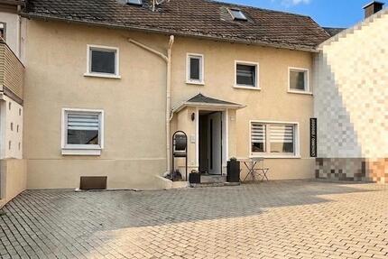 Haus Urbar - 4 Zimmer, 80 m&sup2;, 319.000&euro; | Angebot:26649343