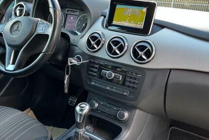 Mercedes-Benz B 180 99.000 km 10.250 &euro; Halsenbach 56283