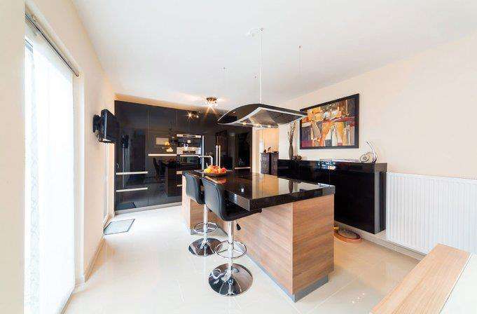 Einfamilienhaus Horhausen - 6 Zimmer, 200 m&sup2;, 440.900&euro; | Angebot:25801111