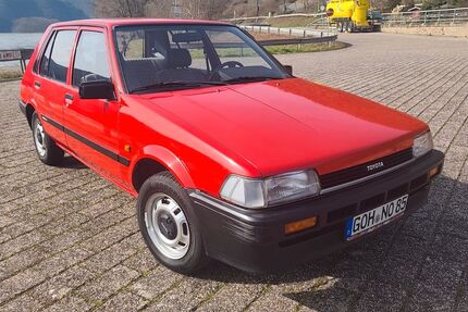 Toyota Corolla 95.000 km 2.800 &euro; Osterspai 56340