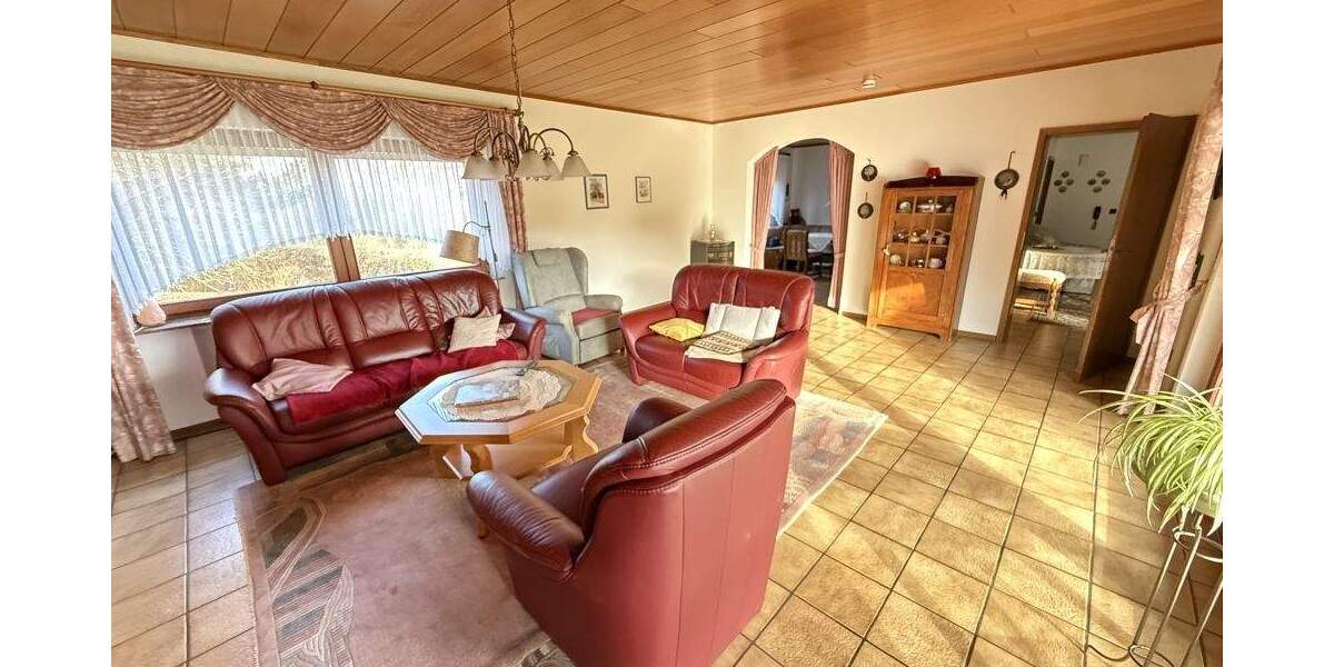 Einfamilienhaus Steimel-Sensenbach Sensenbach - 5 Zimmer, 180 m&sup2;, 320.000&euro; | Angebot:25674387