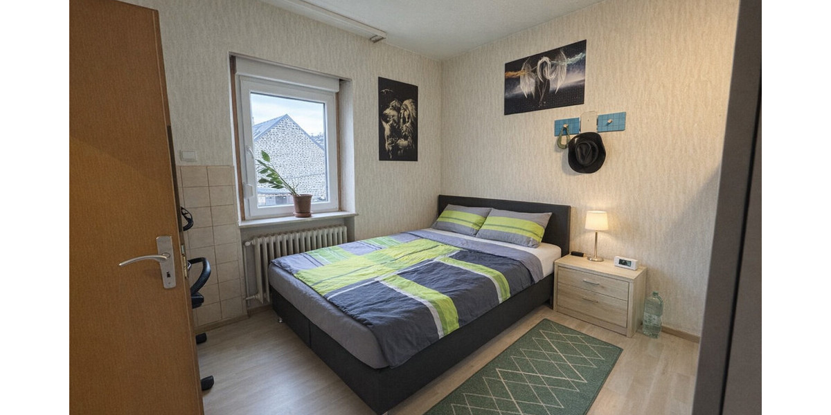 Vier-Seiten-Hof im Herzen Kottenheims - Einfamilienhaus Kottenheim | Angebot:24713300