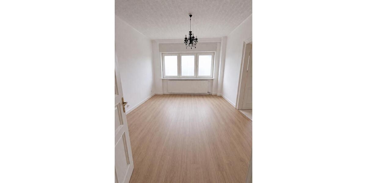 Etagenwohnung Bendorf - 4 Zimmer, 120 m&sup2;, 1.200&euro; | Angebot:25935776