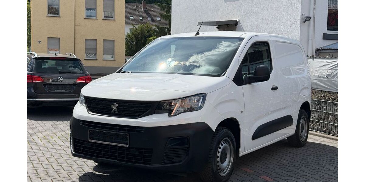 Peugeot Partner 150.000 km 7.735 &euro; Bad Breisig 53498
