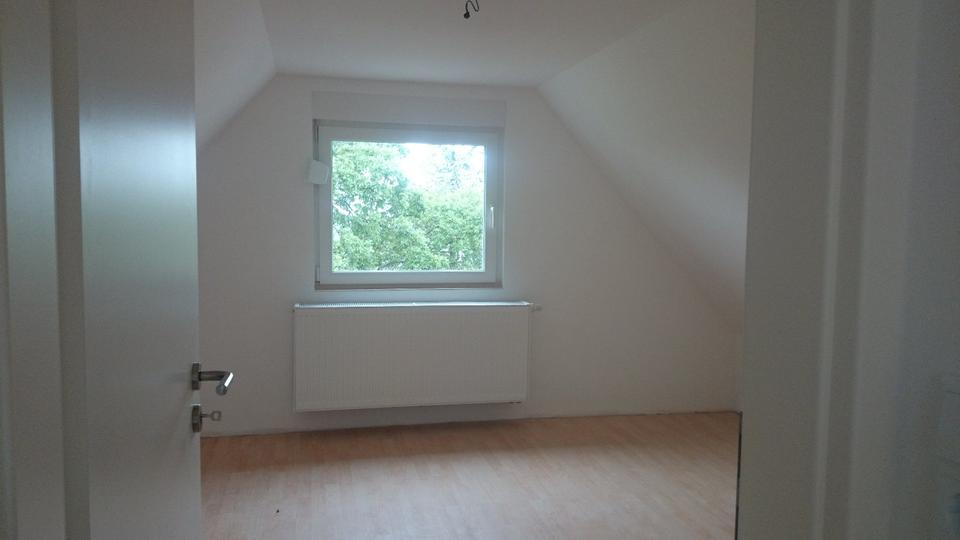 Dachgeschoßwohnung Halsenbach - 3 Zimmer, 60 m&sup2;, 550&euro; | Angebot:25419318