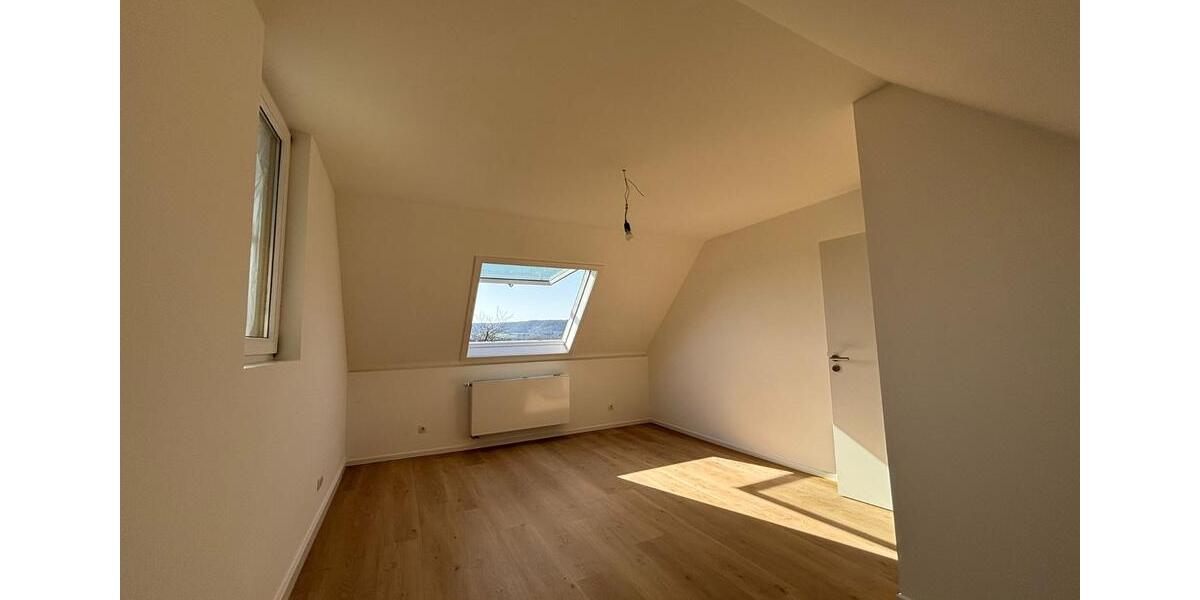 Maisonettenwohnung Breitscheid - 3 Zimmer, 110 m&sup2;, 1.100&euro; | Angebot:25843318