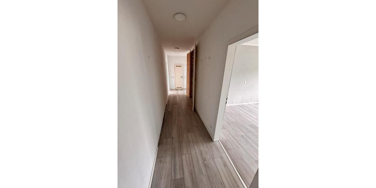 Etagenwohnung Neuwied - 3 Zimmer, 73 m&sup2;, 205.000&euro; | Angebot:26041258