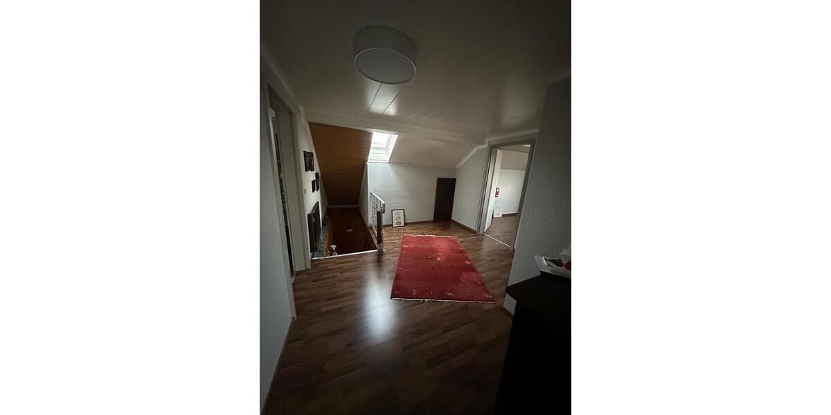 Einfamilienhaus Vettelschoß - 10 Zimmer, 240 m&sup2;, 378.880&euro; | Angebot:25279078