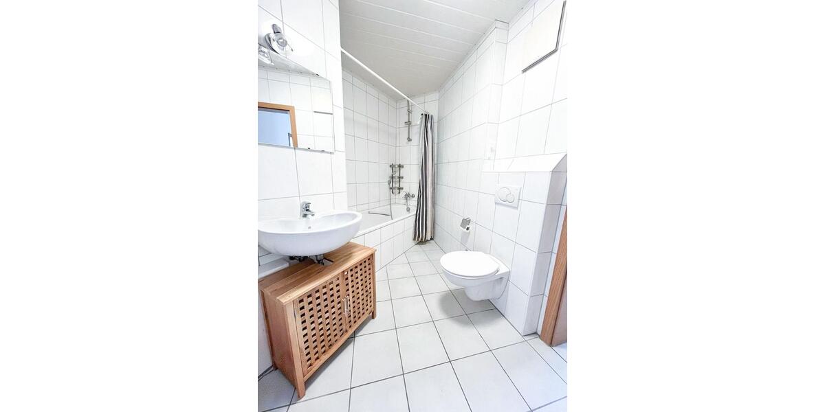 Dachgeschoßwohnung Koblenz Lay - 1.5 Zimmer, 57 m&sup2;, 570&euro; | Angebot:25869989