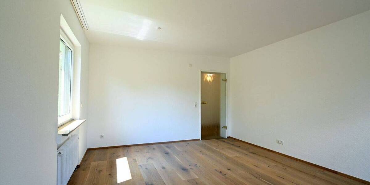 Einfamilienhaus Lahnstein Lahnstein auf der Höhe - 4 Zimmer, 135 m&sup2;, 1.350&euro; | Angebot:26544097