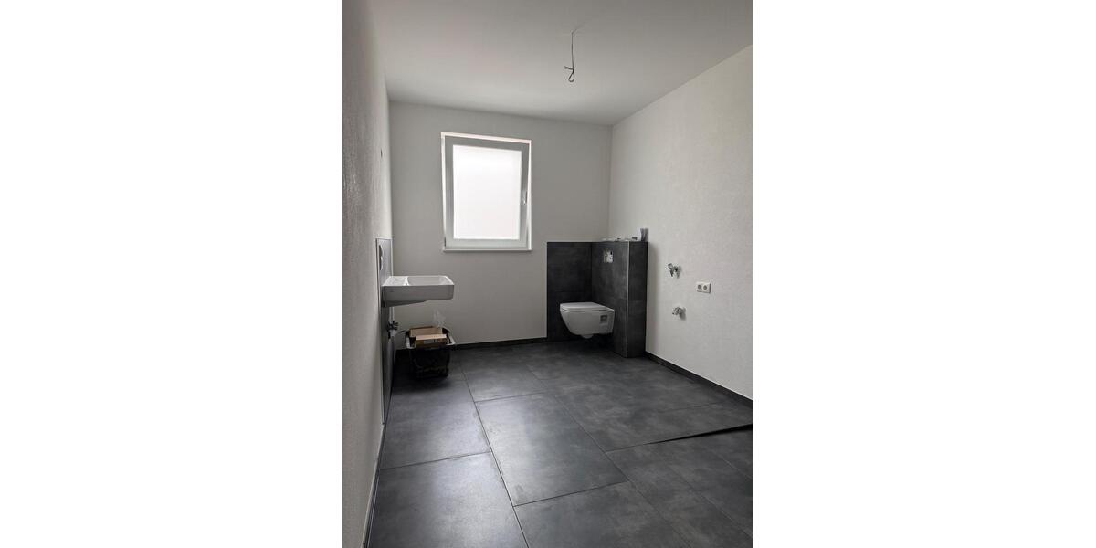 Erdgeschoßwohnung Großmaischeid - 4 Zimmer, 111 m&sup2;, 1.500&euro; | Angebot:26647780
