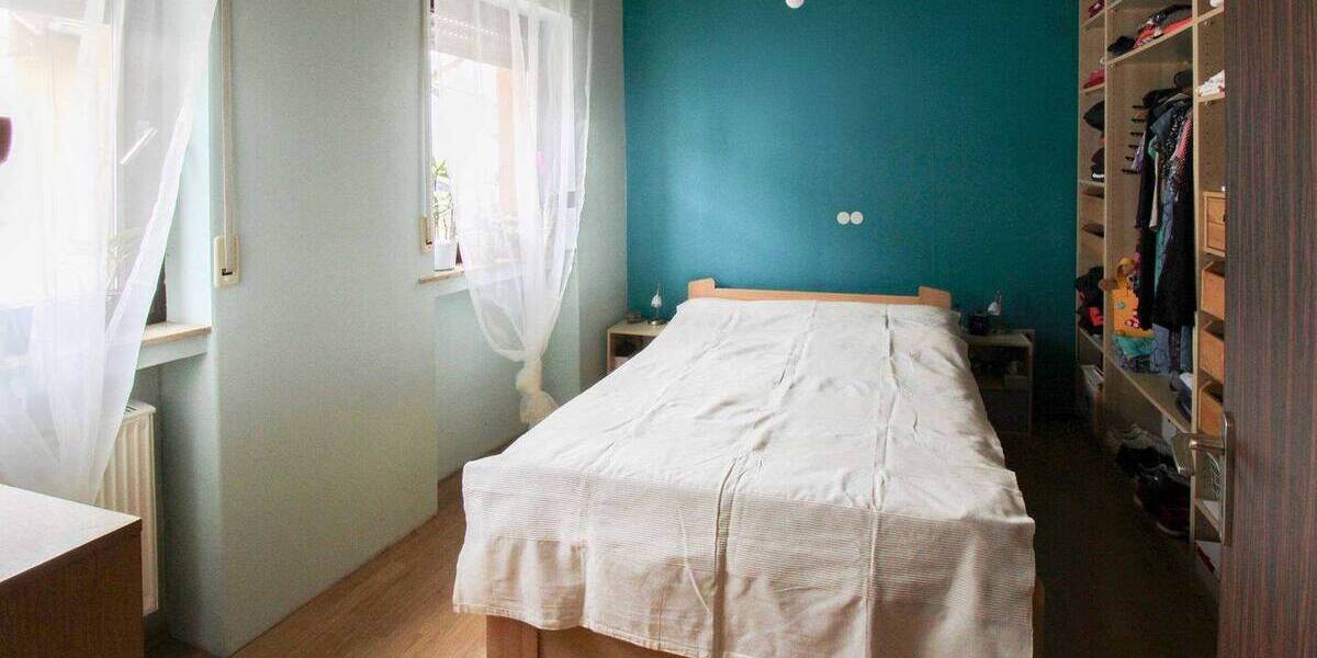 Mehrfamilienhaus, Wohnhaus Leutesdorf - 9 Zimmer, 308 m&sup2;, 360.000&euro; | Angebot:25999309