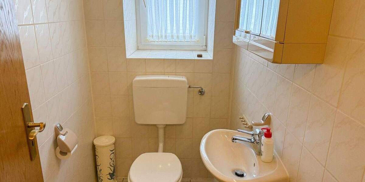 Einfamilienhaus Mündersbach - 1 Zimmer, 260 m&sup2;, 297.000&euro; | Angebot:25691936