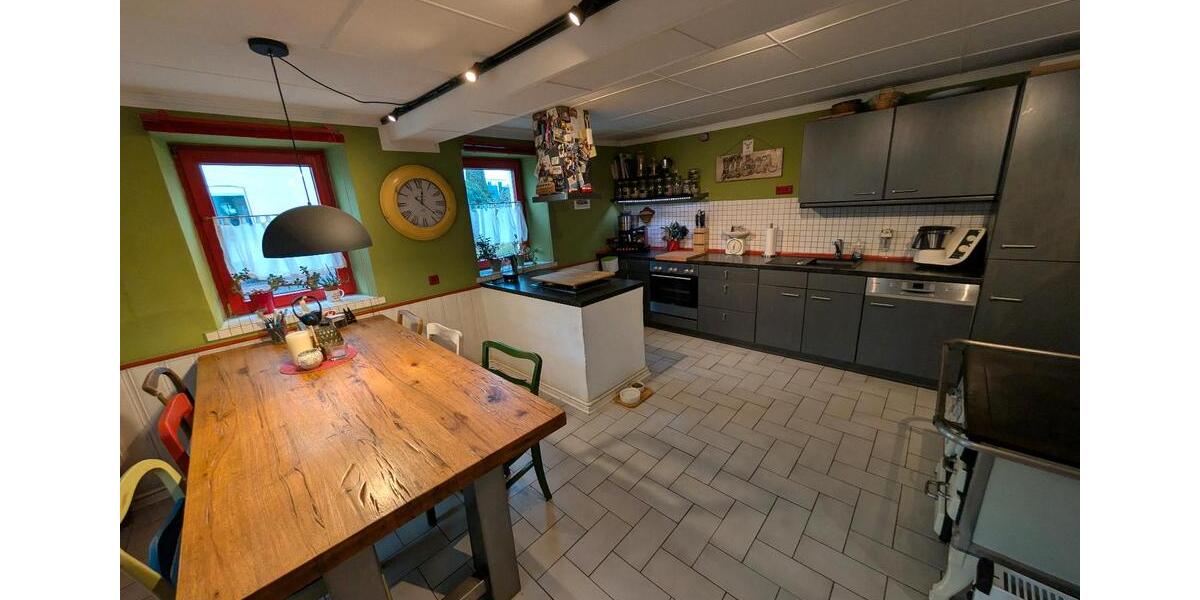 Einfamilienhaus Selters (Westerwald) - 4 Zimmer, 210 m&sup2;, 295.000&euro; | Angebot:23572632